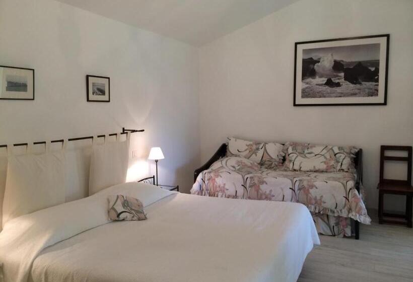 Номер Стандарт Трехместный, Guest House Maison Iratzean