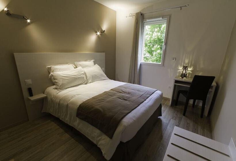 Номер Стандарт, Hôtel Les Petits Oreillers