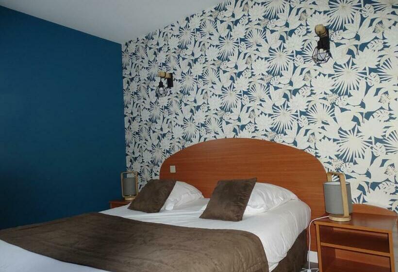 Номер Стандарт, Logis Hôtel Les 3 Marchands