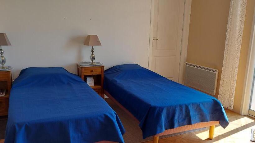 Номер Стандарт с Террасой, Chambre D'hôte Fleur De Potager