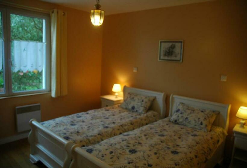 Номер Стандарт, Chambre D Hôtes Mont D Hermine