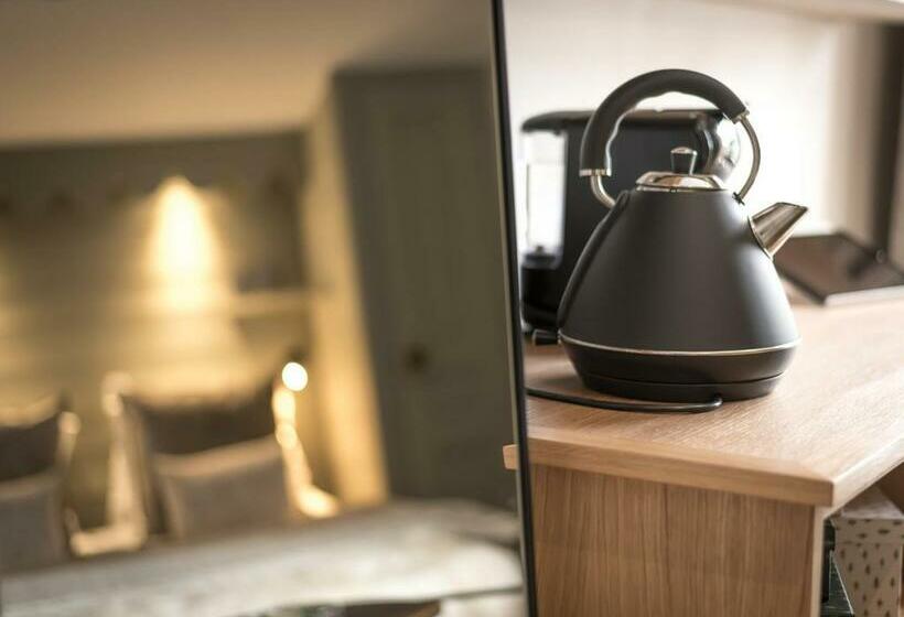 اتاق استاندارد, Hôtel Restaurant La Ferme De Cupelin
