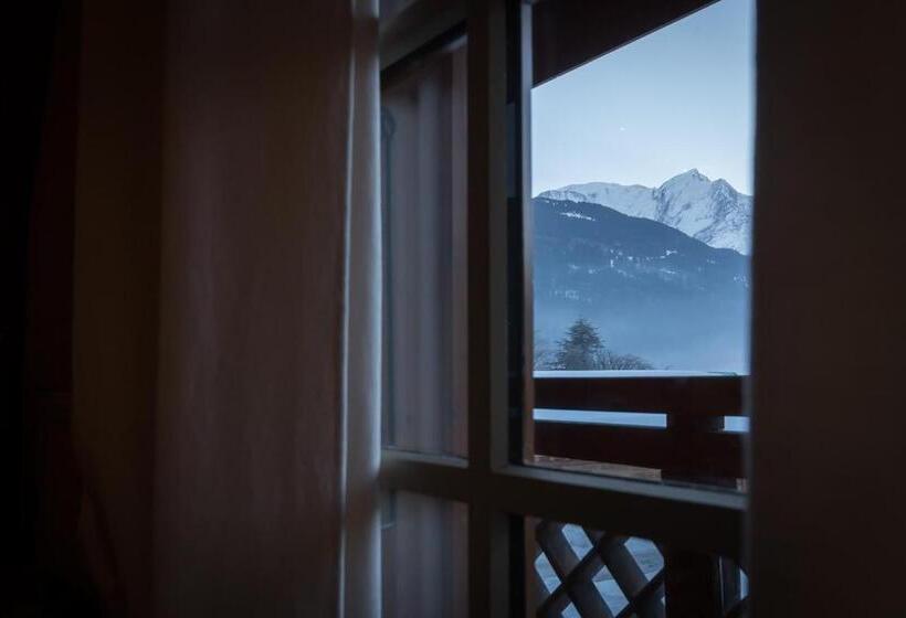 اتاق پرمیوم, Hôtel Restaurant La Ferme De Cupelin