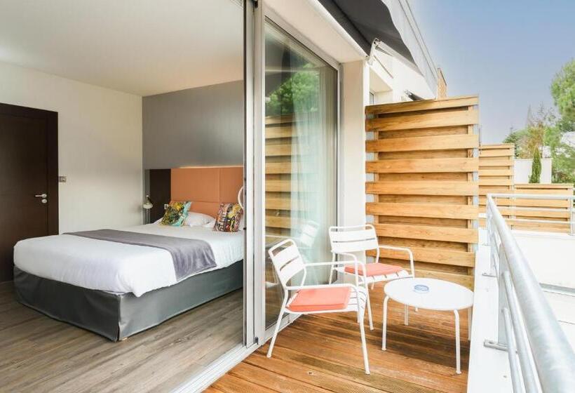 سوئیت جونیور با تراس, Hype Hôtel