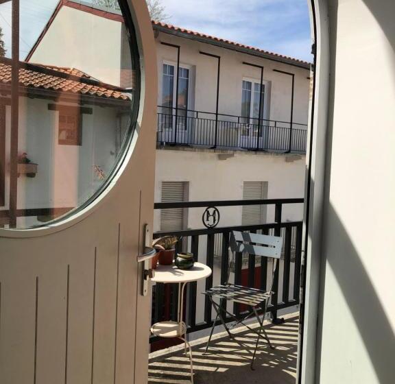 سوییت جونیور, Boutique Hôtel Maria Christina