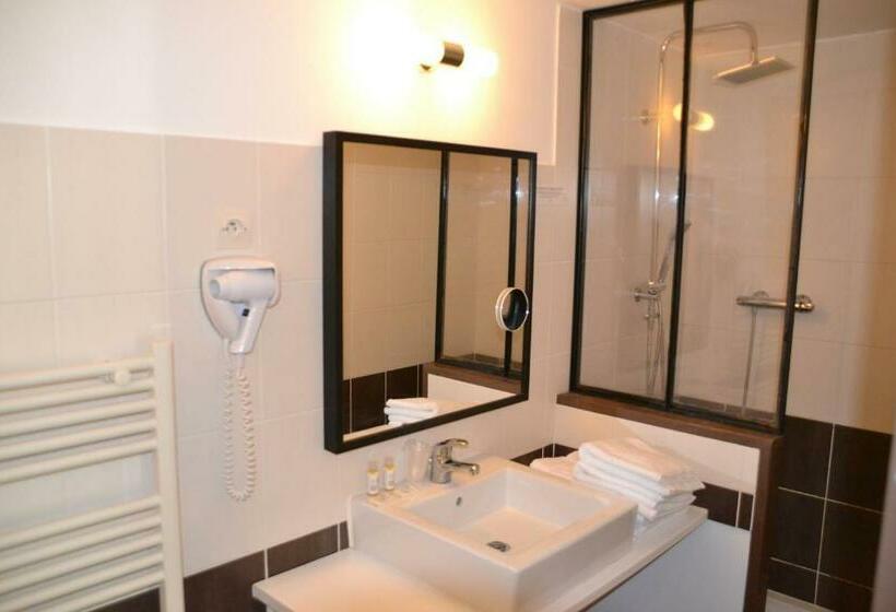 Quarto Comfort, Domaine De Presle Saumur, The Originals Relais