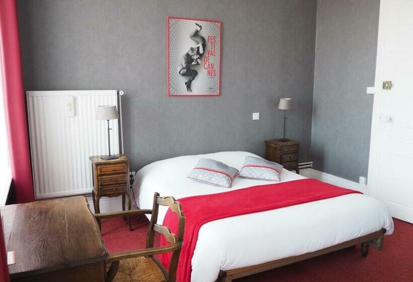 Номер Стандарт, Hôtel La Villa Lorraine
