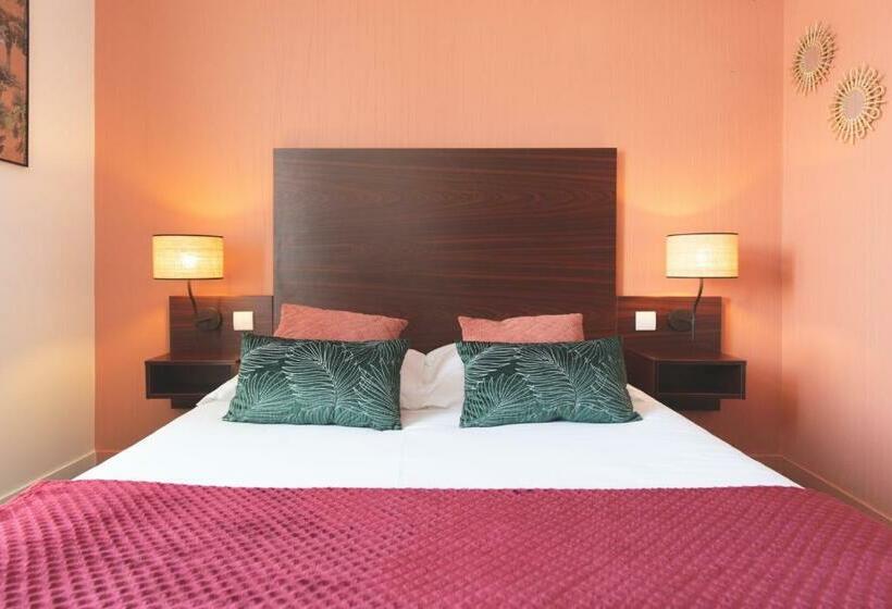 Quarto Estandar com Sacada, Les Coutainvillaises