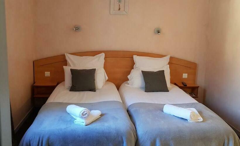 Номер Стандарт, Hôtel Terminus