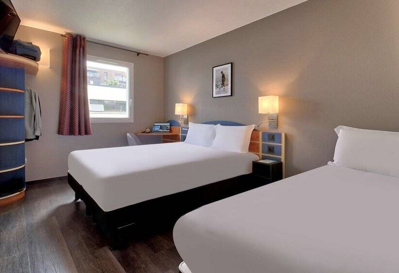 Номер Стандарт, Kyriad Anglet  Biarritz