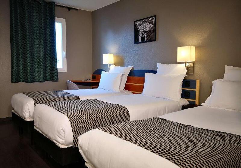 Chambre Triple Standard, Kyriad Anglet  Biarritz
