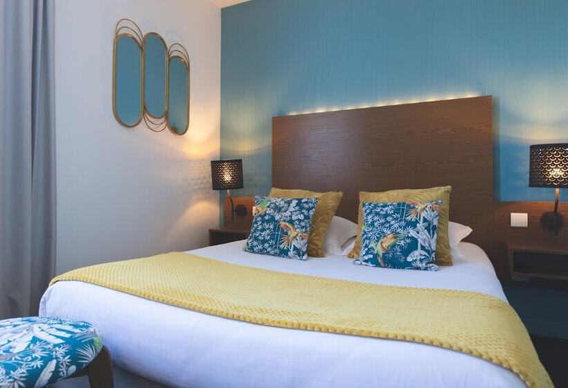 Quarto Estandar Individual, Les Coutainvillaises