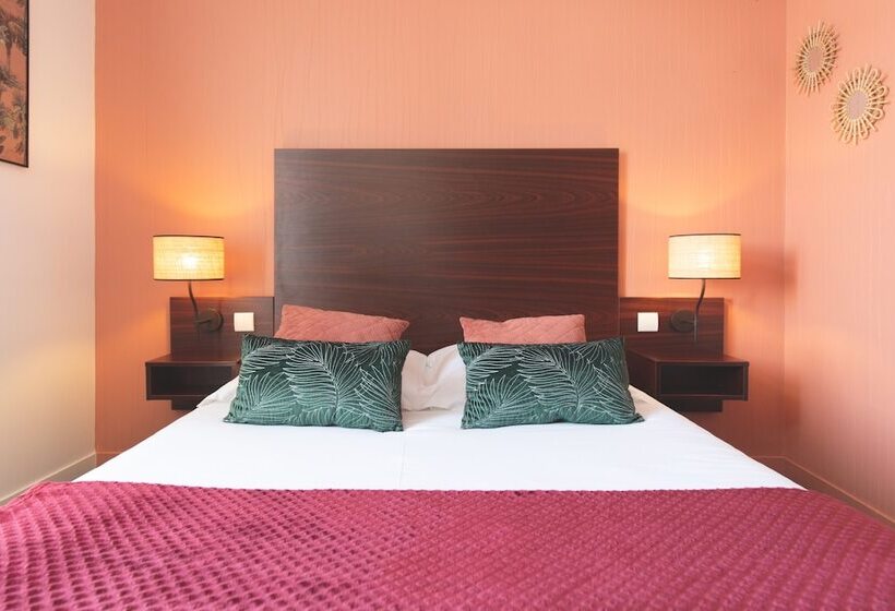 Quarto Estandar com Sacada, Les Coutainvillaises