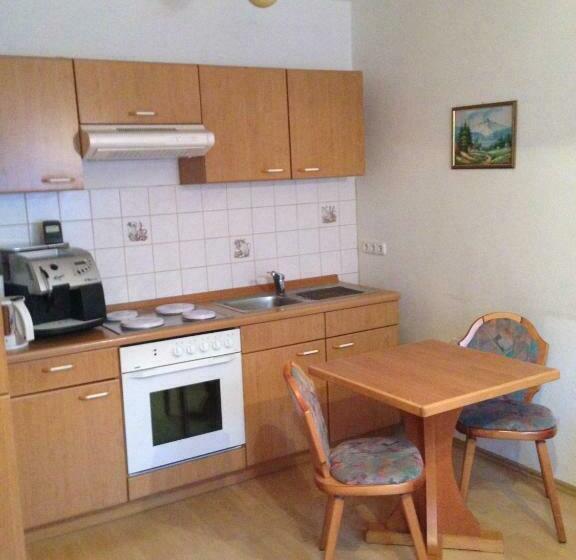 Apartamento 1 Dormitório, Pension Freund
