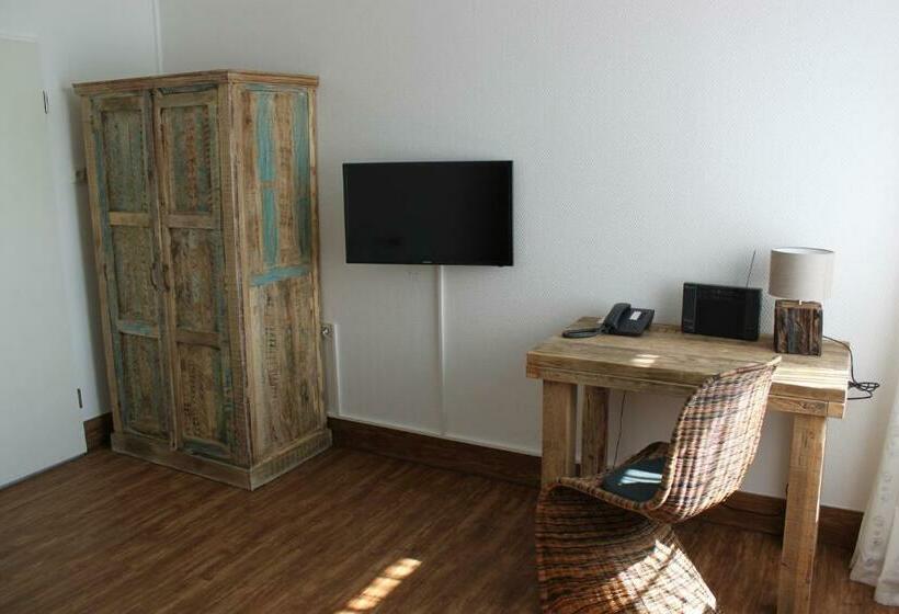 اتاق استاندارد یک نفره, Fresena