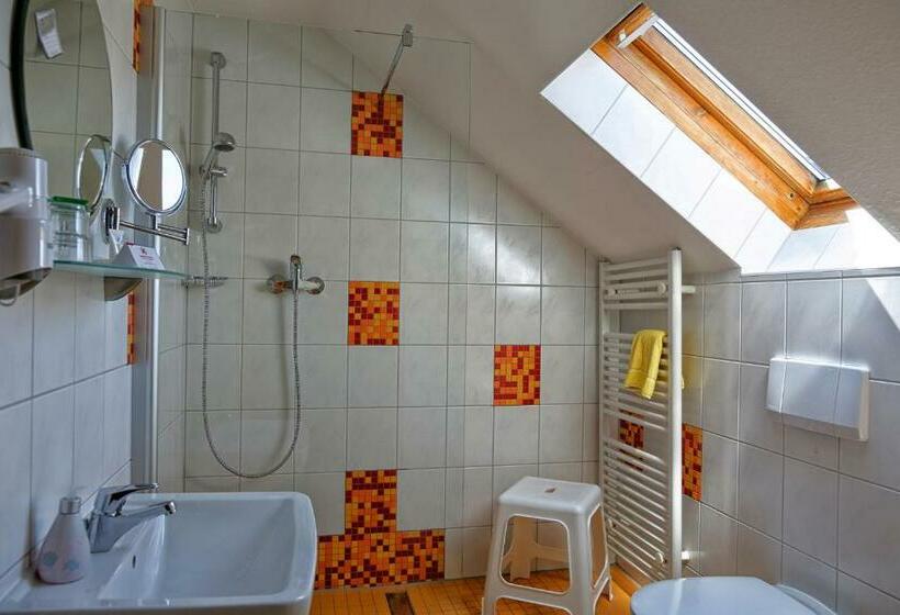 Номер Стандарт, Konsum Gästehaus Quisisana   Nebenhaus Des Konsum Berghotel Oberhof