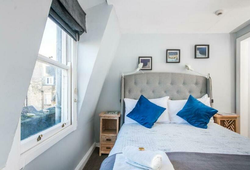Номер Basic, The Henry Guest House