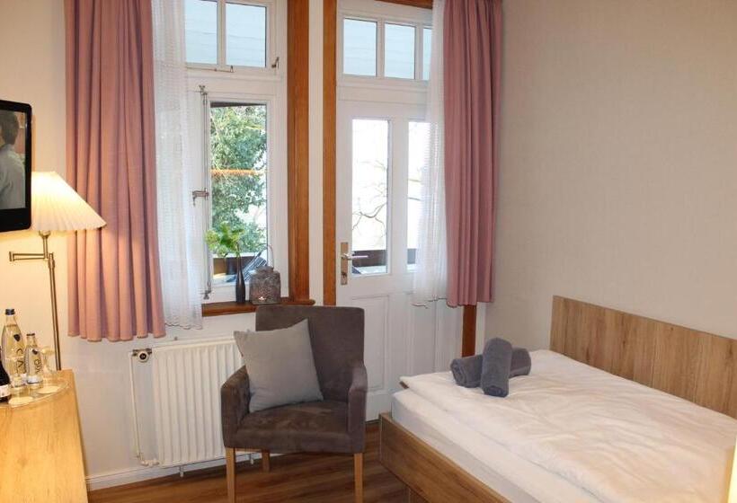 Номер Стандарт Индивидуальный, Ferien  Und Wellnesshotel Waldfrieden
