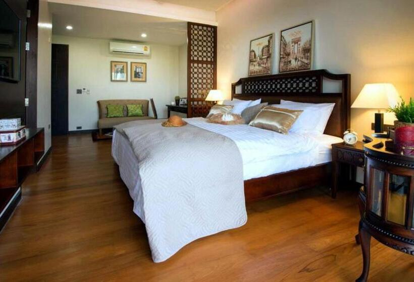 디럭스 룸, Rimnaam Klangchan Hotel   Sha Plus