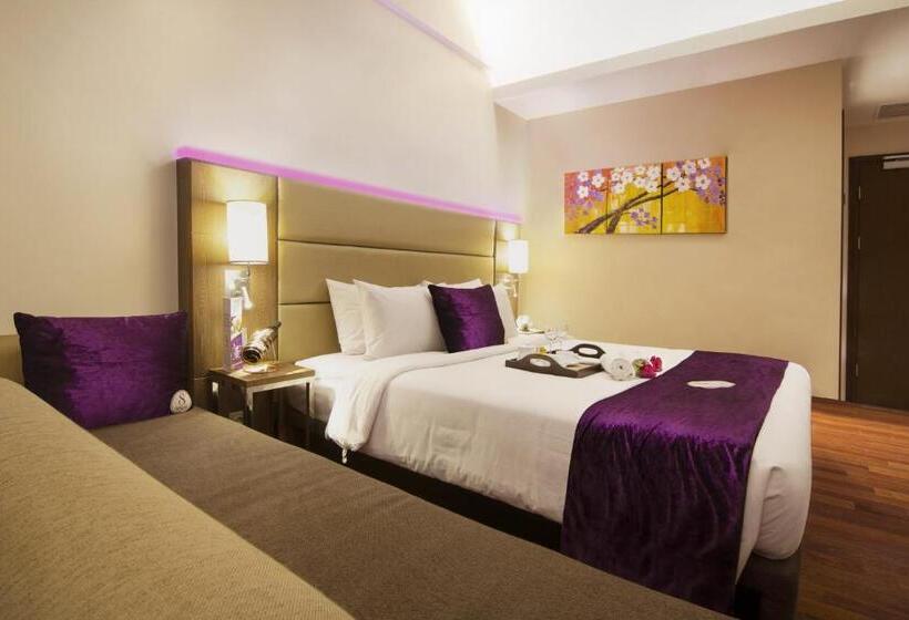带大床的高级房间, Satoria Hotel Yogyakarta   Chse Certified