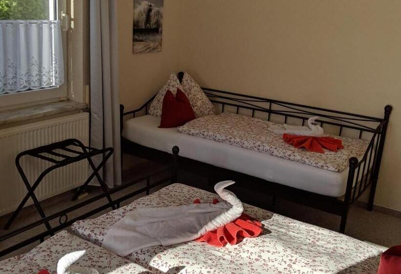 Апартаменты 1 Спальня Нижний Этаж, Landhotel Pathes Hof