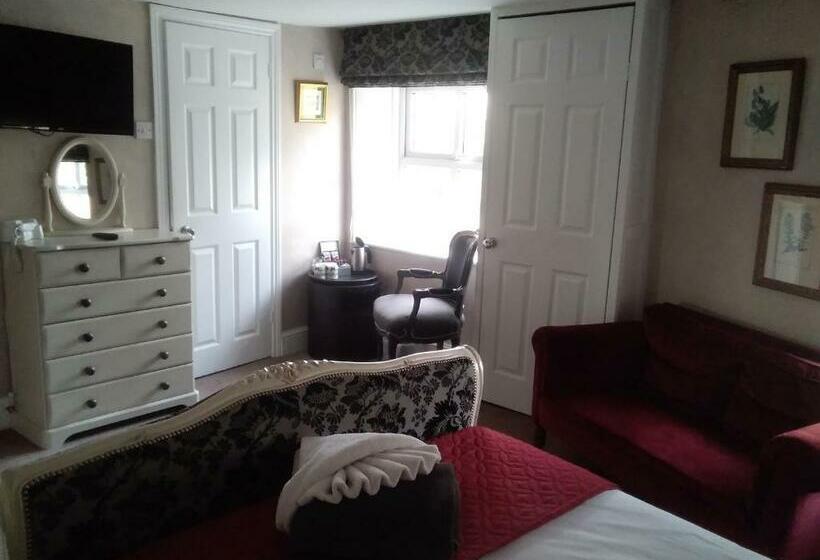 디럭스 룸, Holly Tree B&b