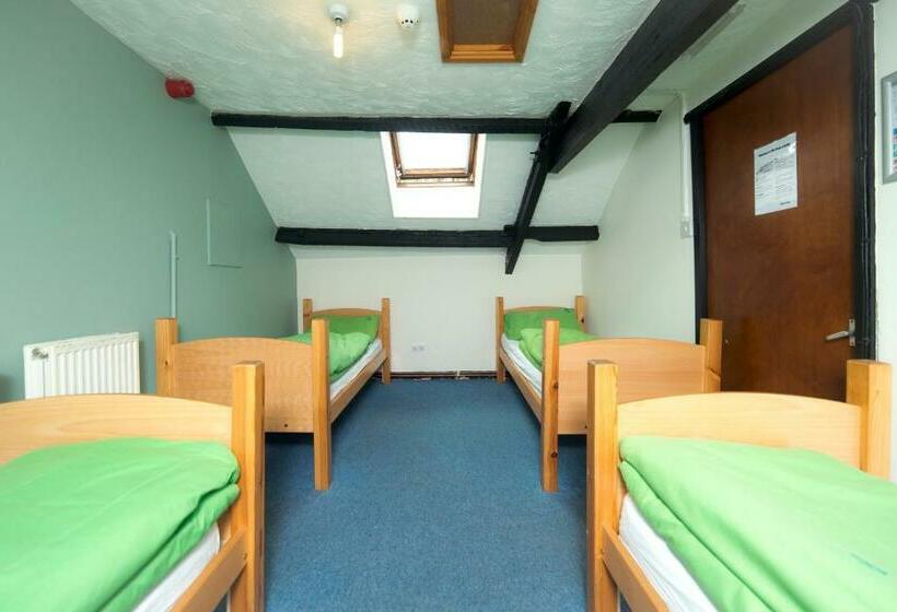 浴室共有スタンダード４人用ルーム, Yha Brecon Beacons