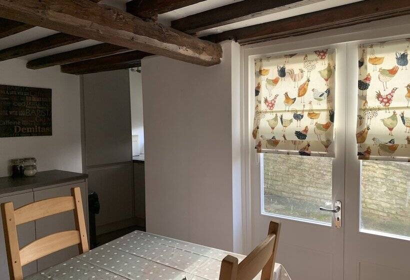 Семейный Номер, Appletree Cottages