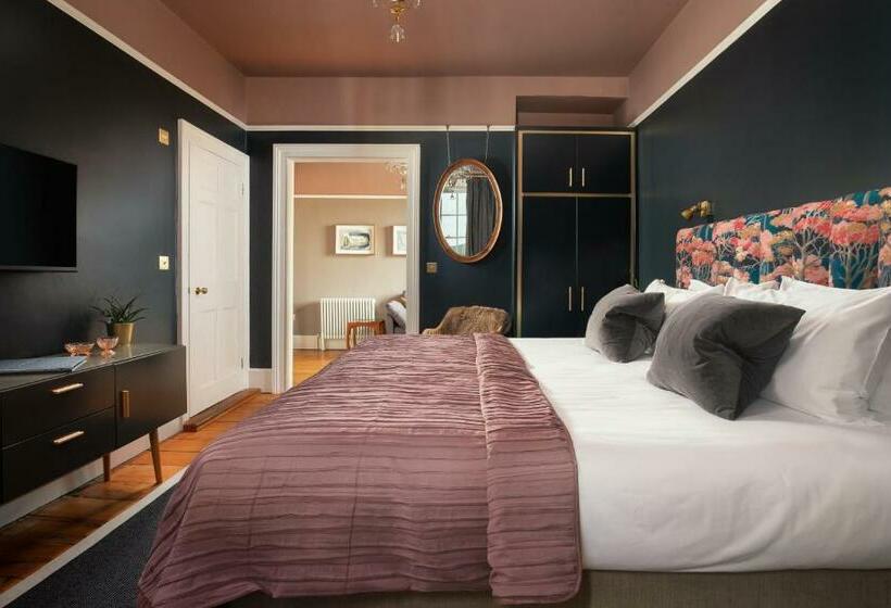 Люкс Вид на Море, Dorset House