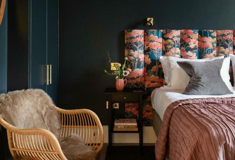 Люкс Вид на Море, Dorset House
