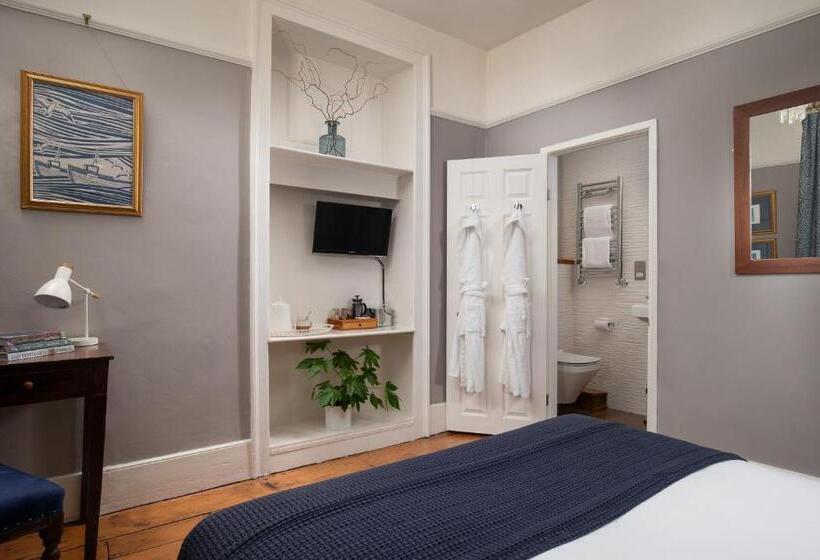Номер Deluxe Вид на Море Боковой, Dorset House