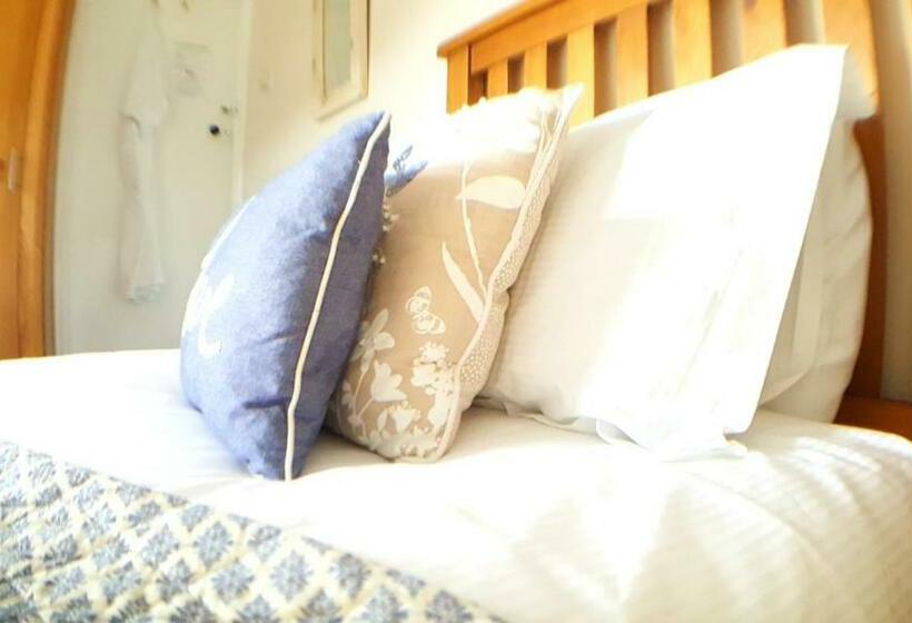 Номер Стандарт Индивидуальный, Schooner Point Guest House