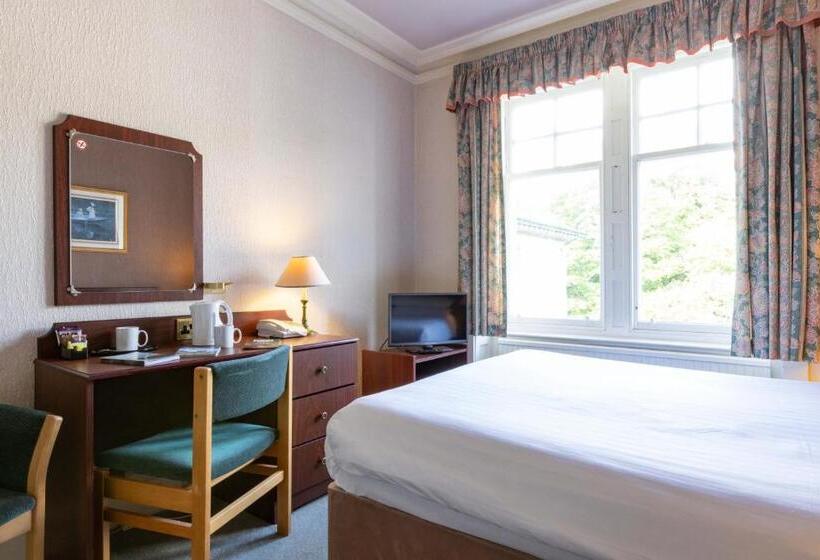 Номер Стандарт, The Highland Hotel By Compass Hospitality