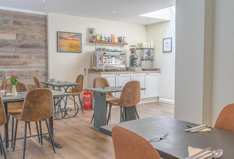 סוויטה משפחתית, Meadowdore Stay B&b