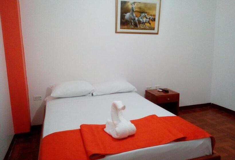 اتاق اکونومی, Hostal El Pinzón