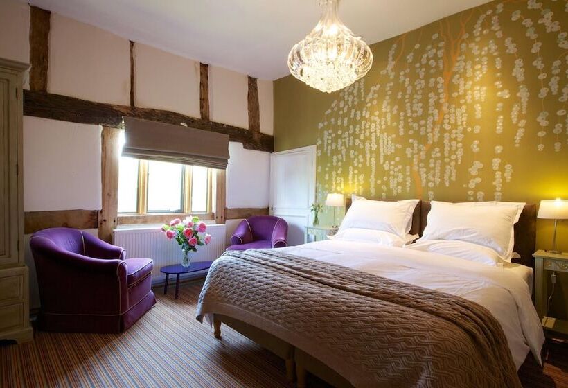 Номер Deluxe, Eckington Manor
