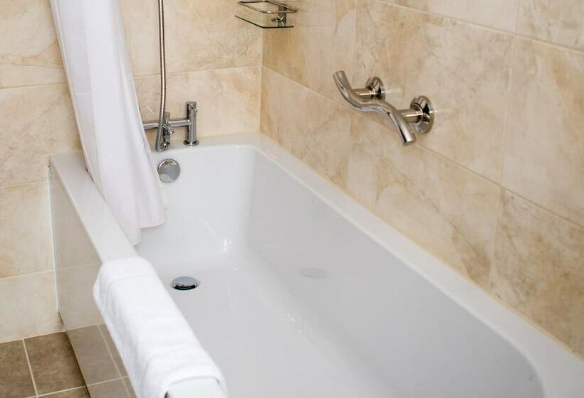 Номер Стандарт, Oak House B&b