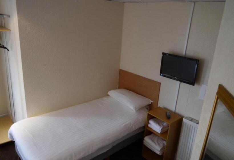 Семейный Номер, The Colwyn   Near Pleasure Beach