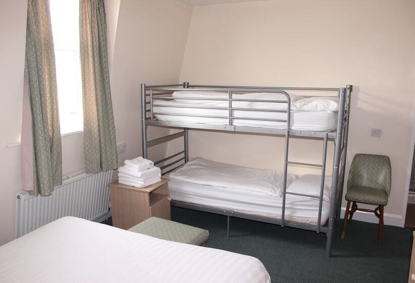 Семейный Номер, The Colwyn   Near Pleasure Beach