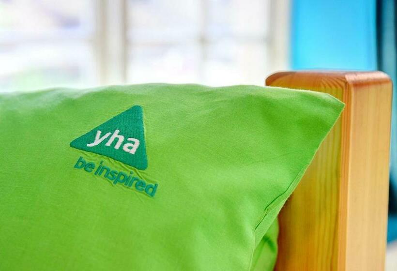 سرير فى غرفة مشتركه, Yha Boscastle   Hostel