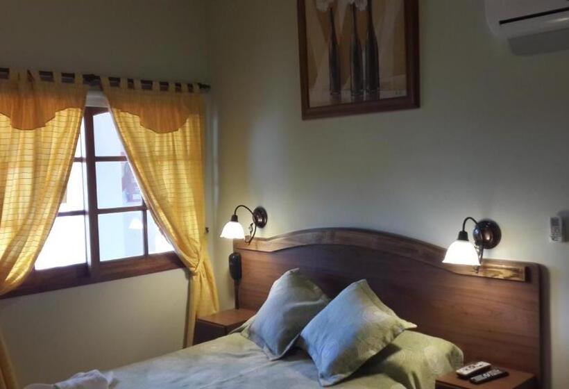 Номер Стандарт с Балконом, Posada Del Infinito