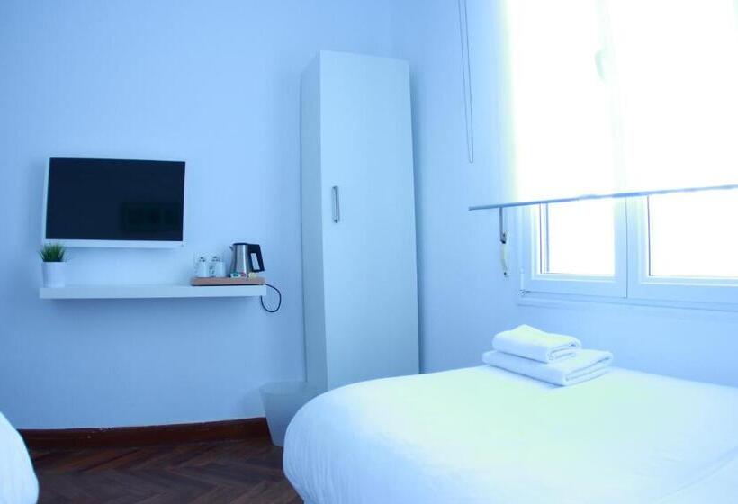스탠다드 룸 공동 욕실, Zubia Urban Rooms