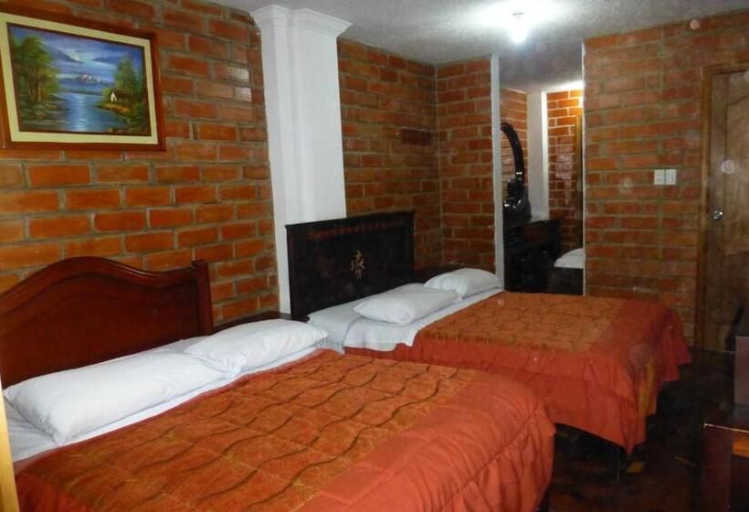 Bed in Shared Room, Hostal Nomada