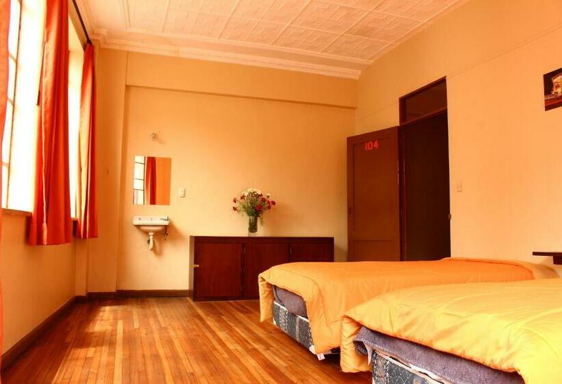 バスルーム共有のトリプルスタンダード, Check Inn Bed And Breakfast