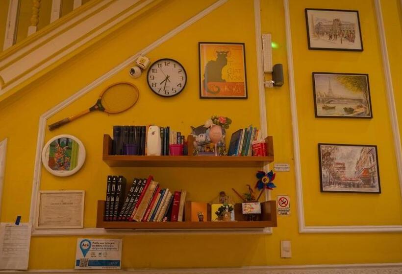 اتاق استاندارد یک تخته با سرویس بهداشتی مشترک, Sevilla Home