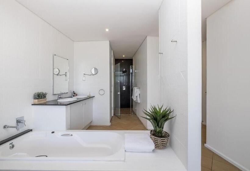 آپارتمان کامفورت 3 خوابه, Point Waterfront Apartments