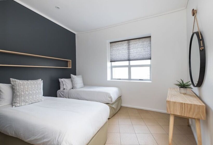 آپارتمان کامفورت 3 خوابه, Point Waterfront Apartments