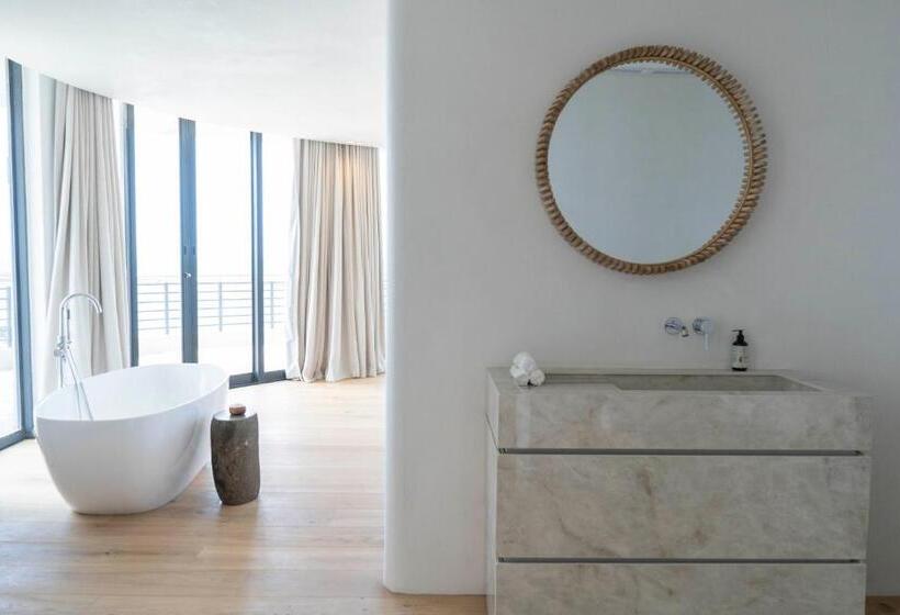 1 Bedroom Penthouse Apartment, Point Waterfront Apartments