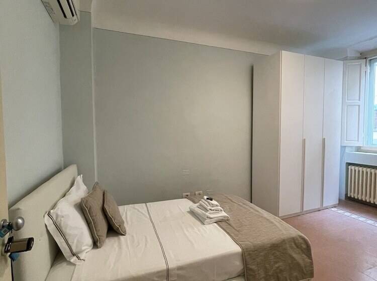 اتاق استاندارد یک نفره, Homelink Firenze   De  Medici
