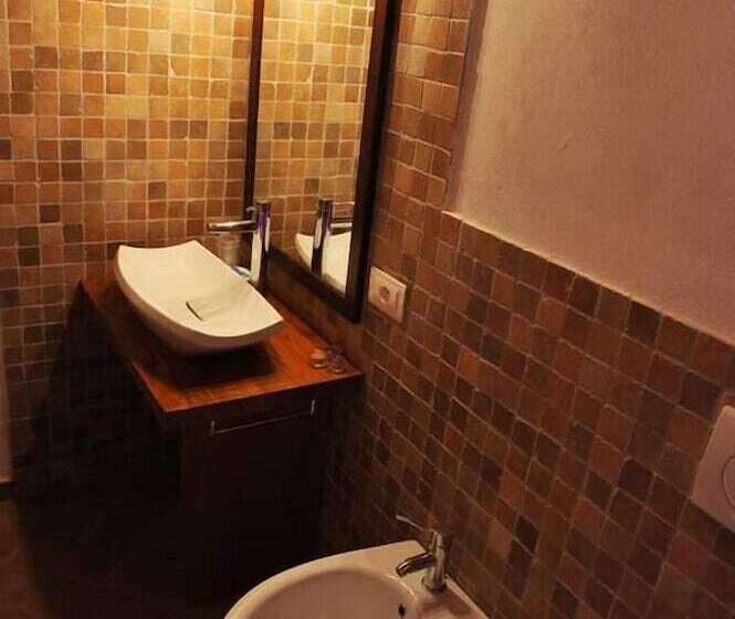 اتاق استاندارد, Bed & Breakfast Viziottavo